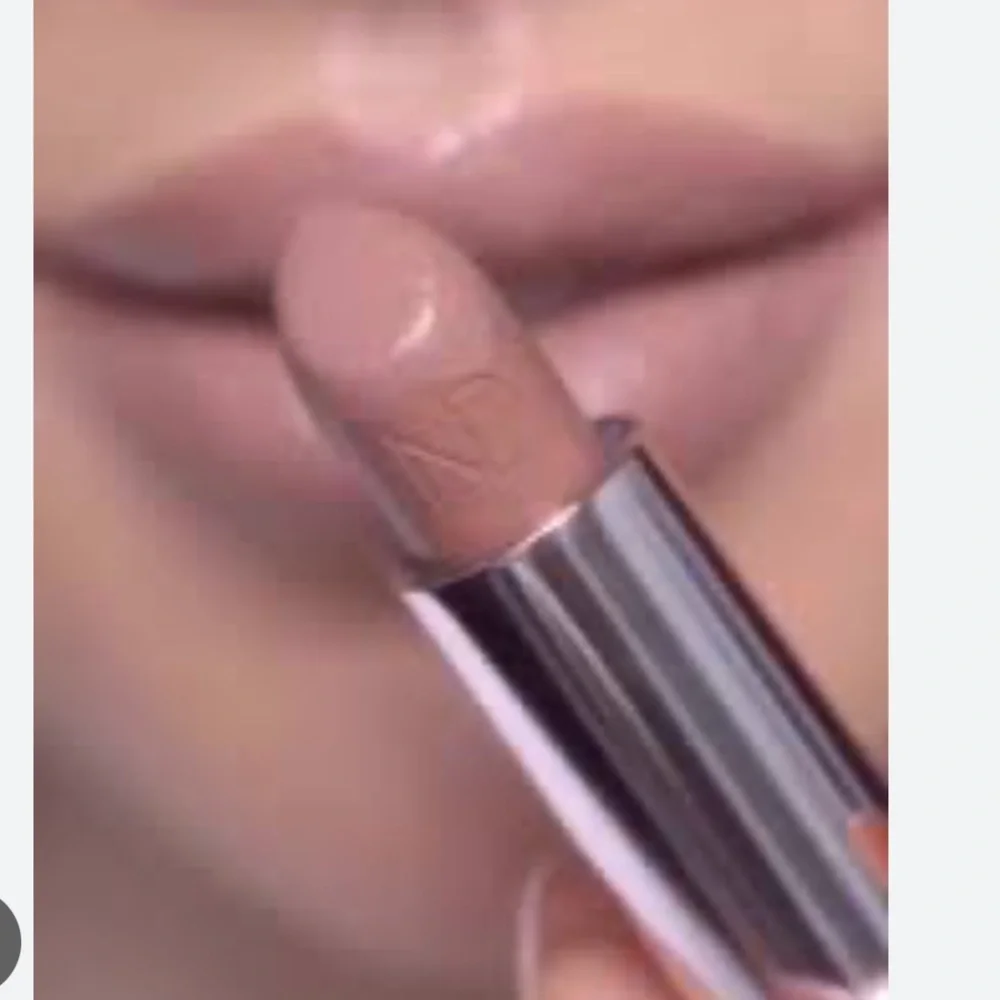 Natasha Denona I Need a Nude Lipstick in Michelle 12NB  BNIB